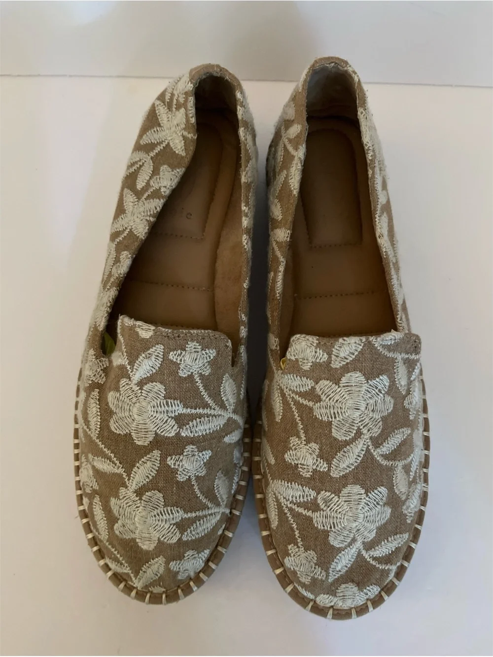 Joie Cara Slip On Embroidered Espadrilles Women’s Size 9.5